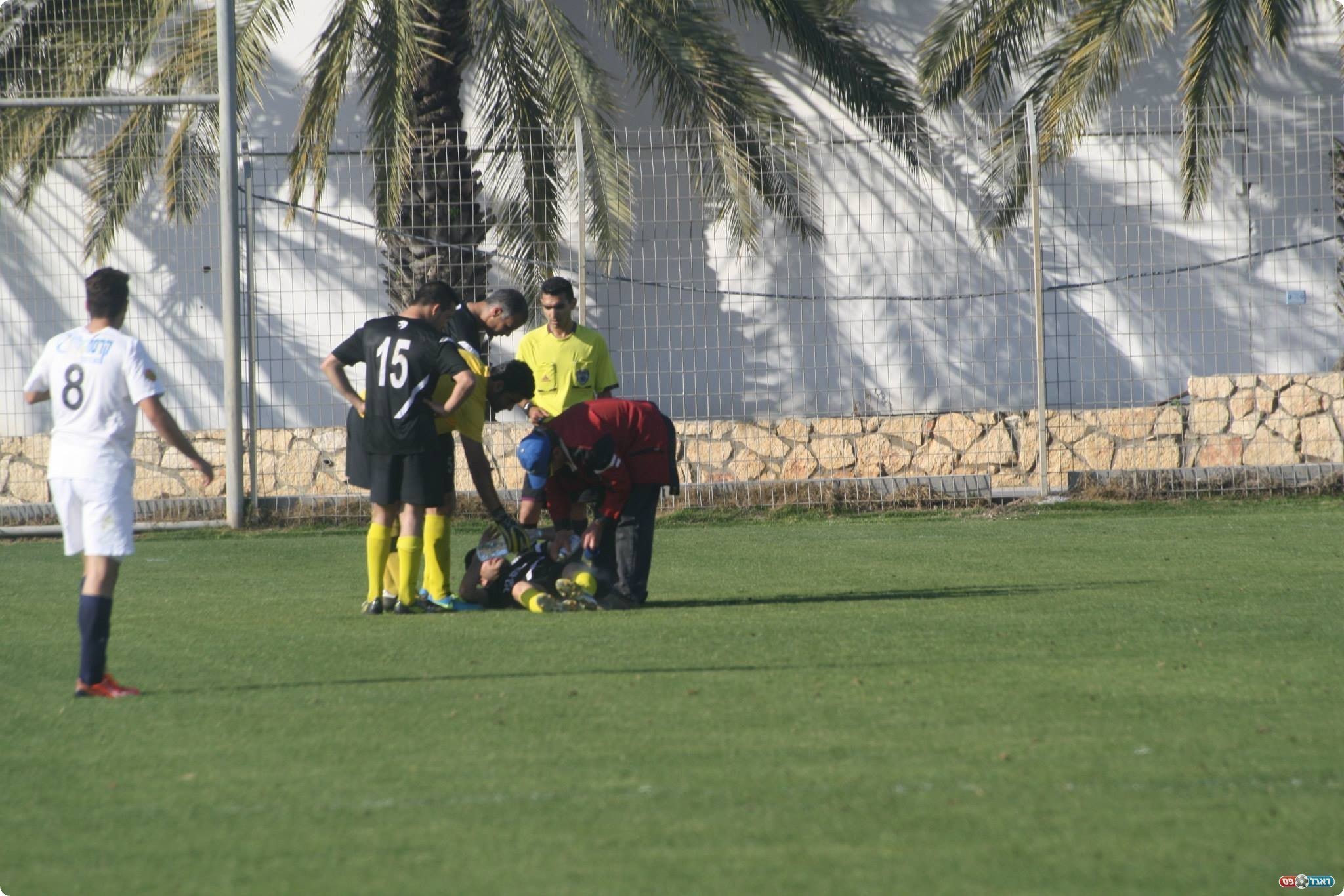 הרצליה נשארת בעשרה שחקנים (צילום: מיכה פישנזון)